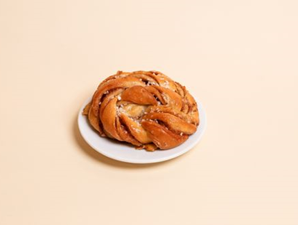 Cardamom Bun