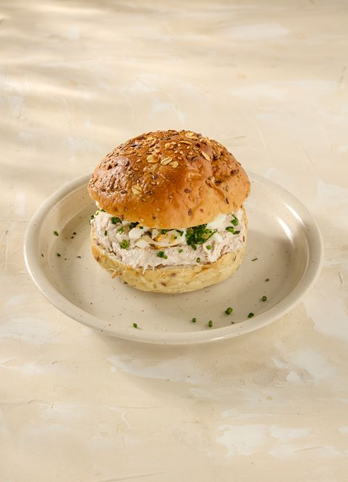 Tuna & Eggs Bun