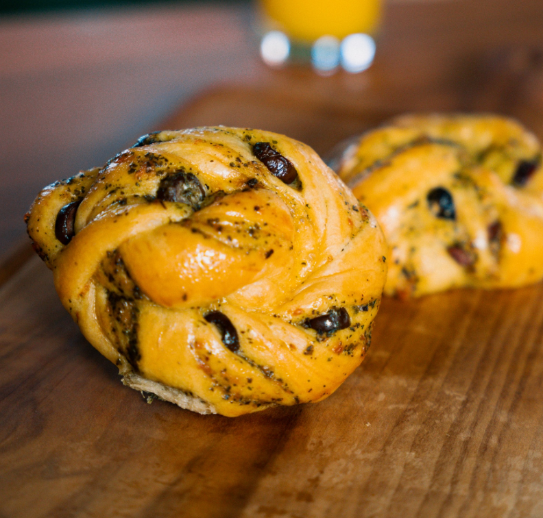 Bun Olives et Basilic