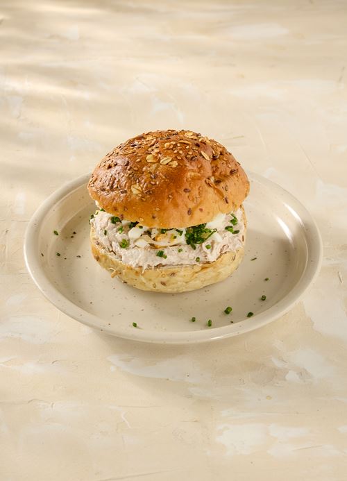 Tuna & Eggs Bun